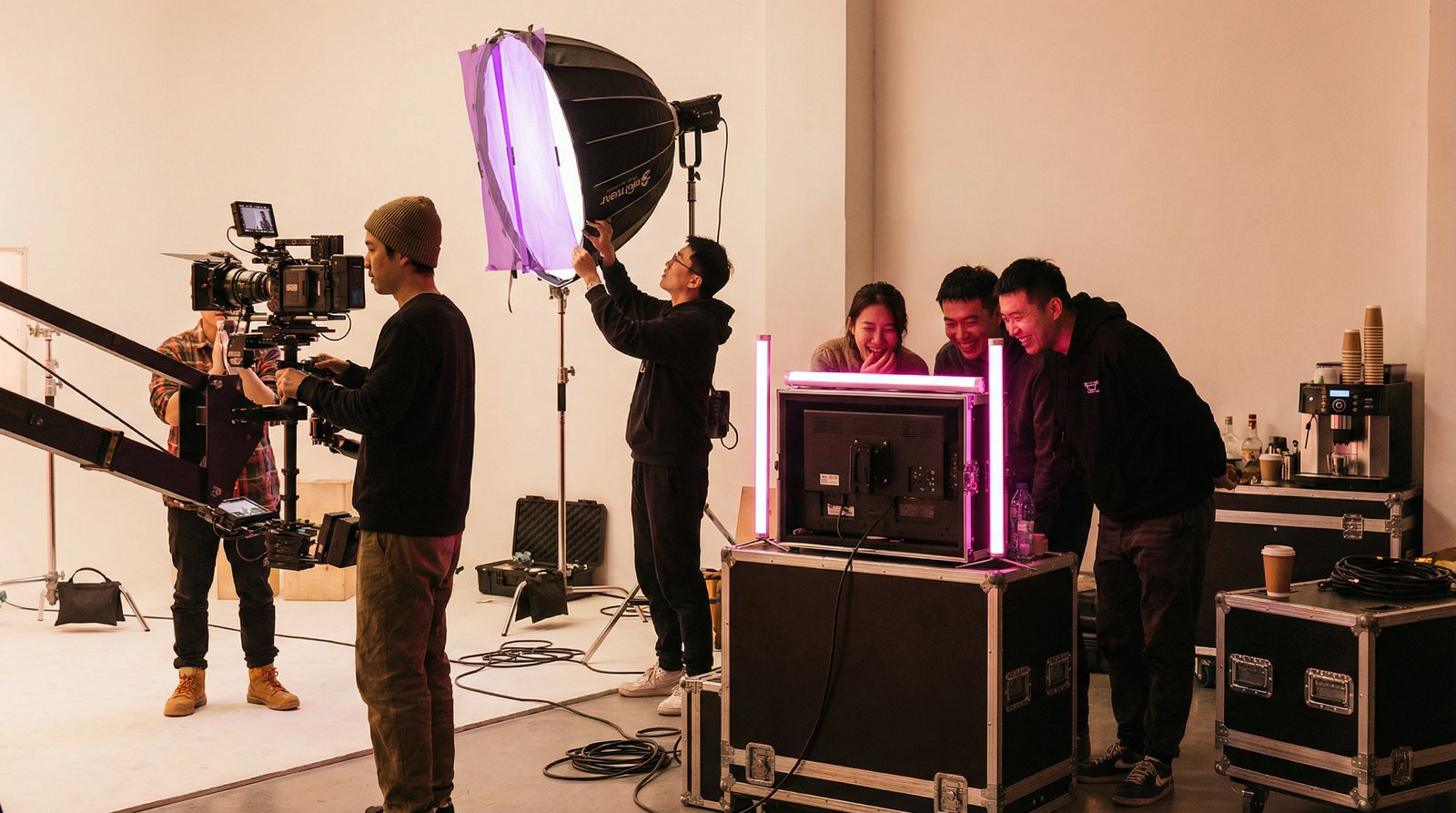 猎奇原创微电影制作现场传媒